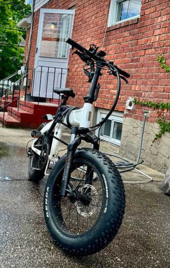 Used Aventon Sinch Foldable Ebike 2020 2020 Urban, White — image 5 of 5