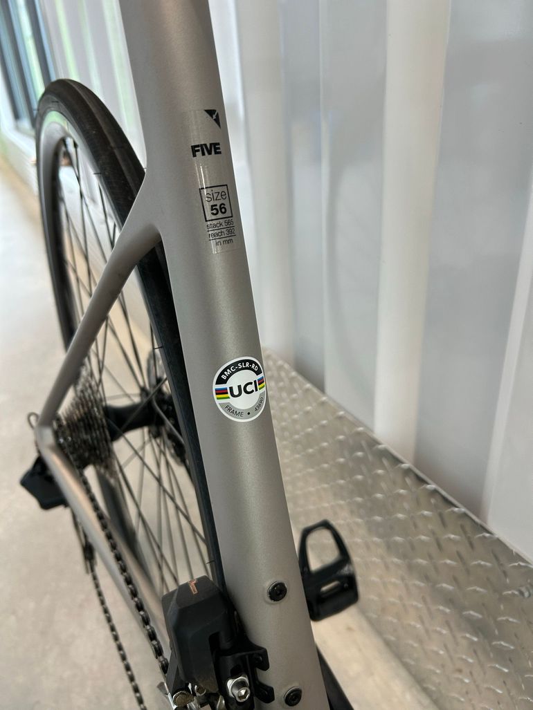 Used BMC Teammachine SLR FIVE 2023 2023 Road & Gravel, Light Gray — image 10 of 12