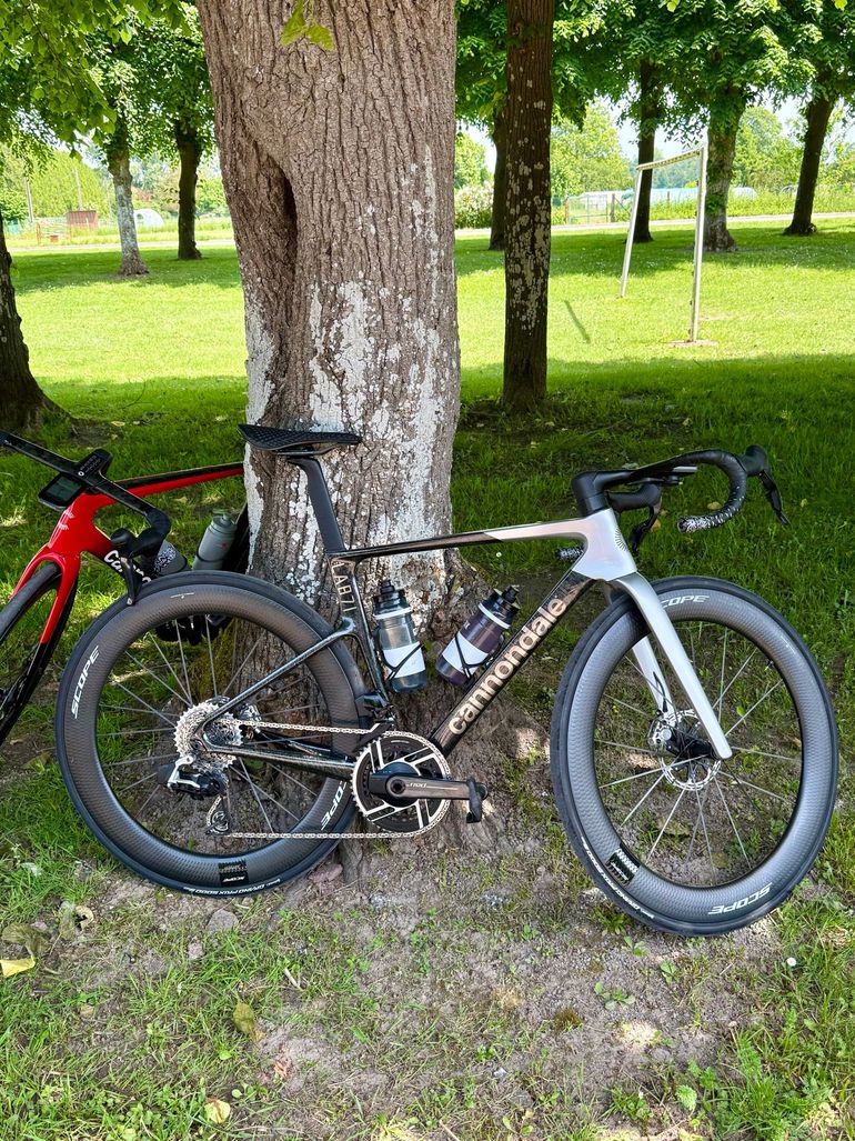 Używany Cannondale Supersix Frameset 2025 Road & Gravel — zdjęcie 2 z 3