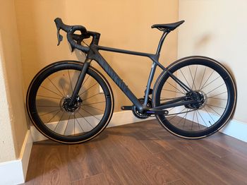 Used Canyon Endurace CF SLX 9 Disc eTap 2023 2023 Road & Gravel
