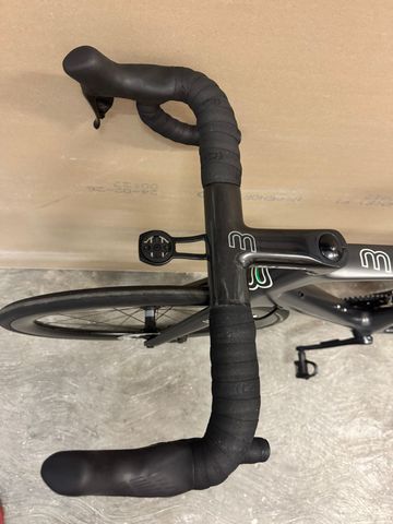 Basso Venta Shimano 105 Di2 2023 Road & Gravel de segunda mano, Gris claro — imagen 13 de 14