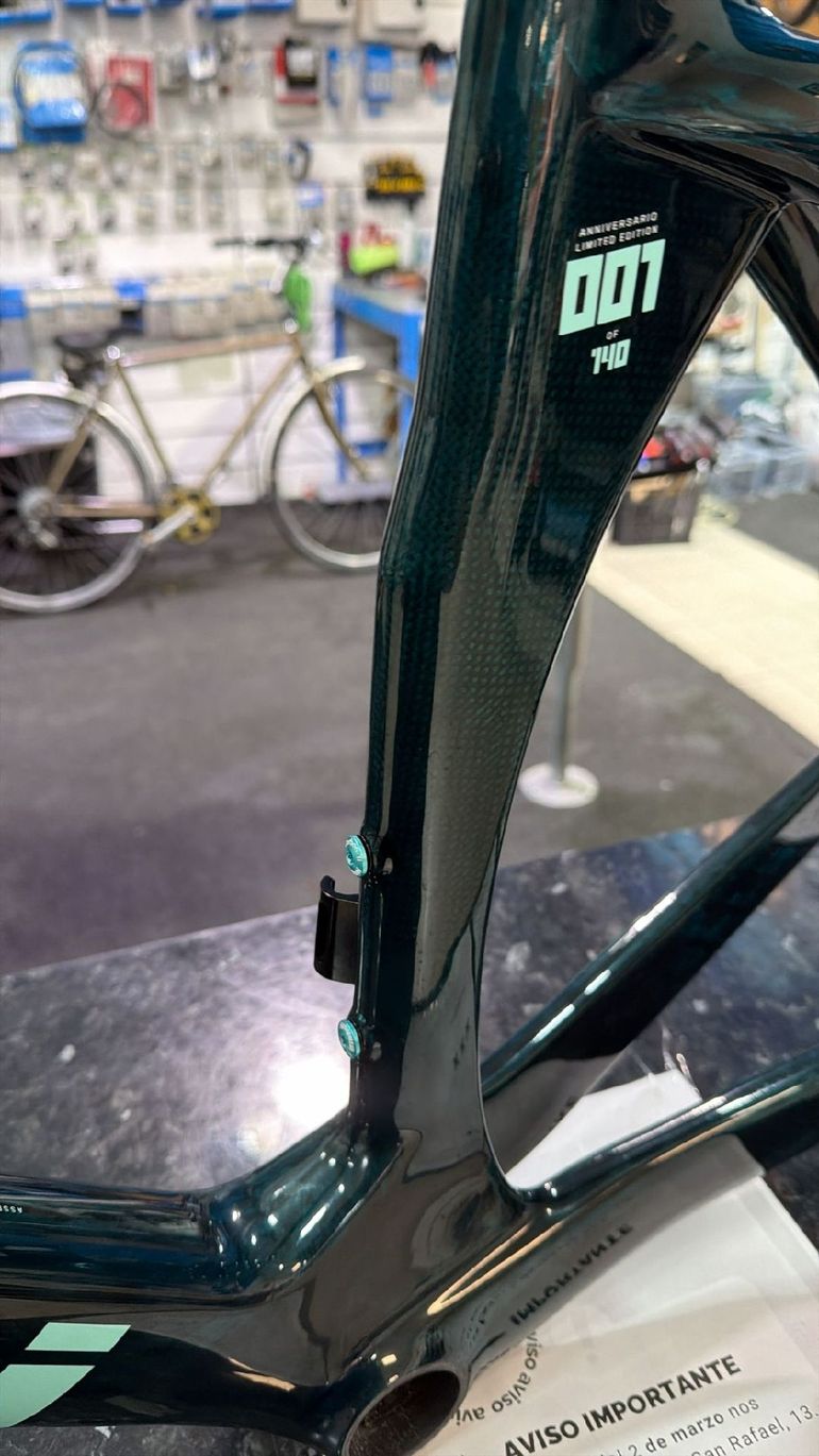 Gebrauchtes Bianchi Oltre RC - Team Replica 2026 Frameset 2026 Road & Gravel, Grün — Bild 5 von 13