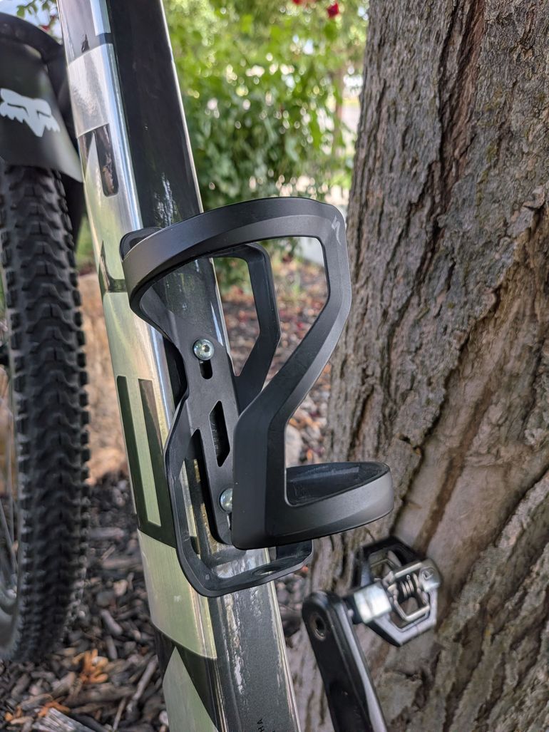 Used Trek Marlin 5 2022 2022 Mountainbike, Black, 27.5, 26, 29 — image 4 of 7