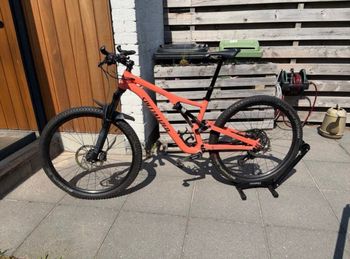 Tweedehands Specialized Stumpjumper Alloy - SRAM SX Eagle, Rockshox/X-Fusion 2022 2022 MTB