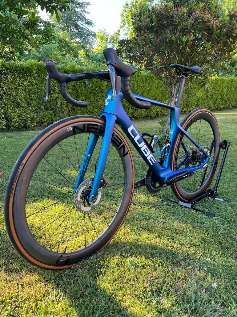 CUBE AGREE C:62, RACE 2025 2025 Road & Gravel usato, Blu — immagine 2 di 3