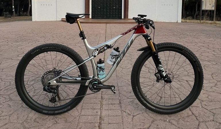 Gebrauchtes KTM SCARP MT PRIME 2022 2022 Mountainbike, Hellgrau — Bild 3 von 7