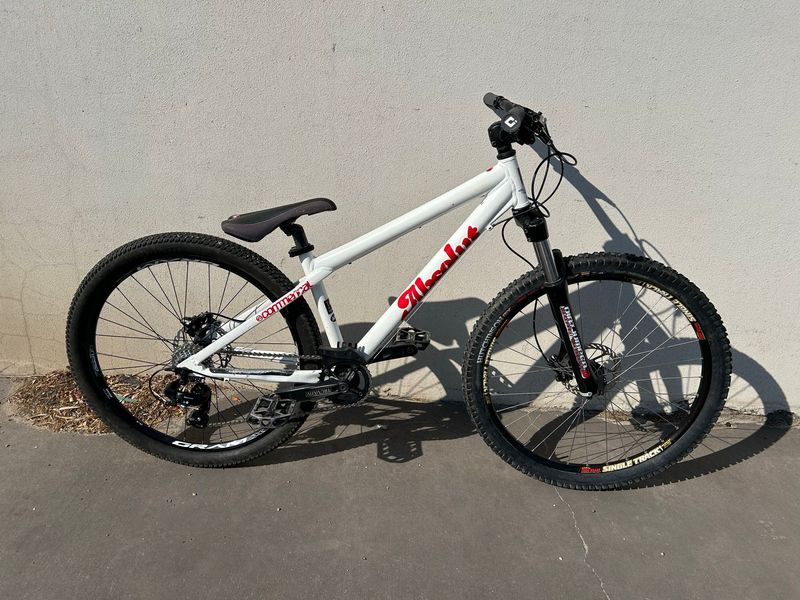 Used Commencal ABSOLUT 26 2018 2018 MTB