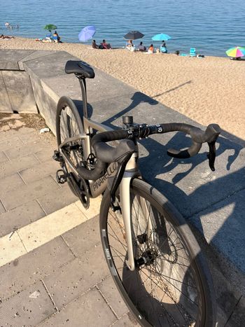Used Pinarello F7 SRAM Rival eTap AXS 2025 Road & Gravel, Light Gray — image 3 of 11