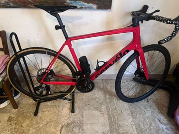 Gebrauchtes Cervélo R5 SRAM Force eTap AXS 2025 Road & Gravel, Rot — Bild 2 von 5