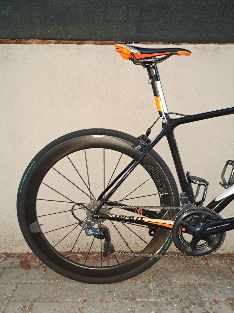 Giant TCR Advanced SL 1 2017 2017 Road & Gravel usato, Bianco — immagine 3 di 5