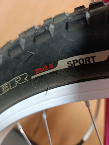 Used Trek Roscoe 20 2020 2020 Youth, Purple — image 7 of 7