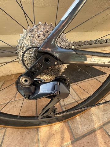 Używany Scott Foil 10 2020 2020 Road & Gravel — zdjęcie 5 z 7