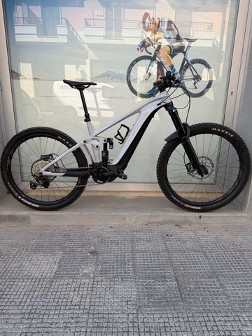 Brugt Giant Reign E+ 1 2021 2021 MTB