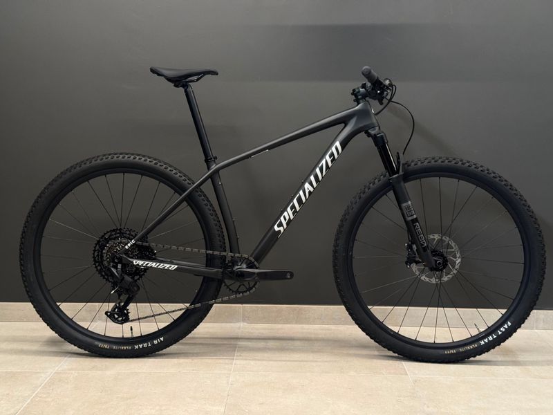 Käytetty Specialized Epic Hardtail- Sram Eagle 70 2026 MTB