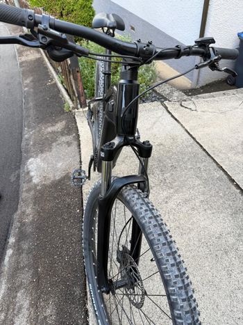 Gebrauchtes CUBE One 750 2023 Mountainbike, Schwarz — Bild 2 von 8