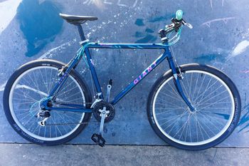 Used Giant Custom Urban & Touring