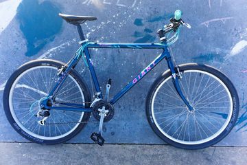 Giant Custom Shimano Alivio 1991 MTB d'occasion