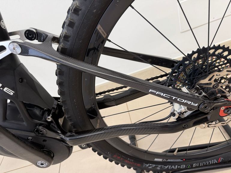 Brugt Fantic XTF 1.6 Carbon Factory 2022 2022 Mountainbike — billede 6 af 9