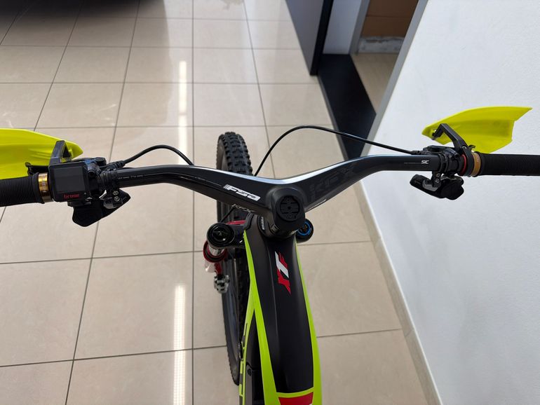 Brugt Fantic XTF 1.6 Carbon Factory 2022 2022 Mountainbike — billede 9 af 9