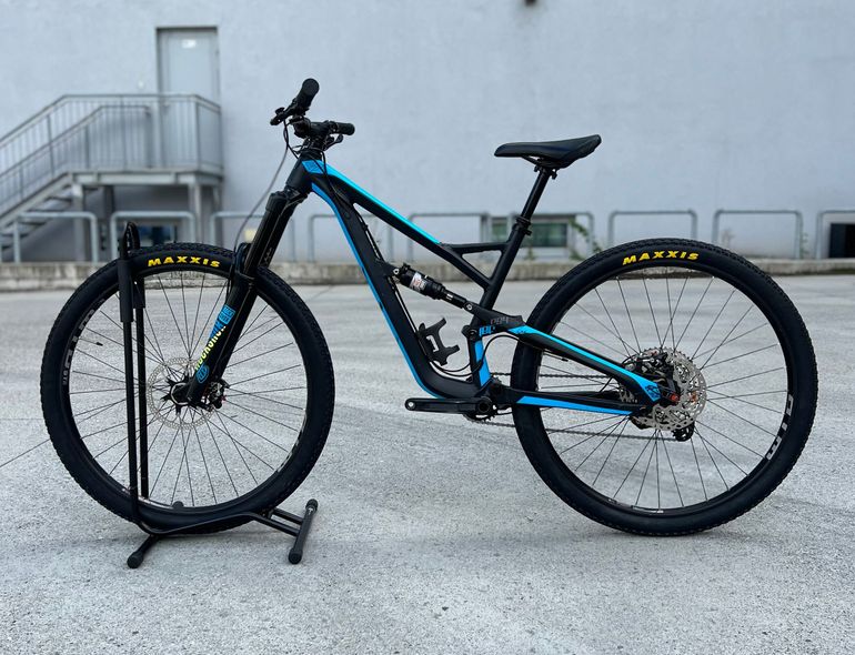 Used YT Custom Other Shimano 2018 Mountainbike, Black — image 8 of 8