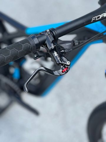Gebrauchtes YT Custom Other Shimano 2018 Mountainbike, Schwarz — Bild 3 von 8