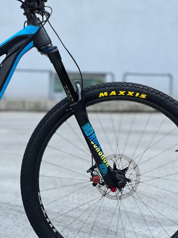 Used YT Custom Other Shimano 2018 Mountainbike, Black — image 5 of 8