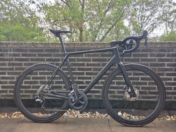 Brugt Canyon Ultimate CF SL Disc 8.0 2020 2020 Road & Gravel — billede 2 af 10