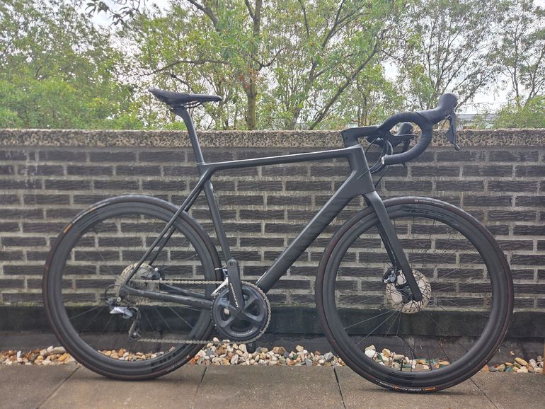 Brugt Canyon Ultimate CF SL Disc 8.0 2020 2020 Road & Gravel — billede 2 af 10