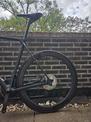 Gebrauchtes Canyon Ultimate CF SL Disc 8.0 2020 2020 Road & Gravel, Schwarz — Bild 8 von 10