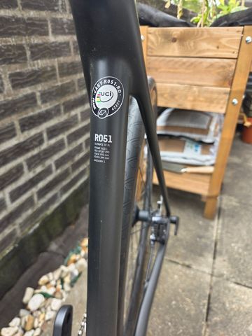 Gebrauchtes Canyon Ultimate CF SL Disc 8.0 2020 2020 Road & Gravel, Schwarz — Bild 6 von 10