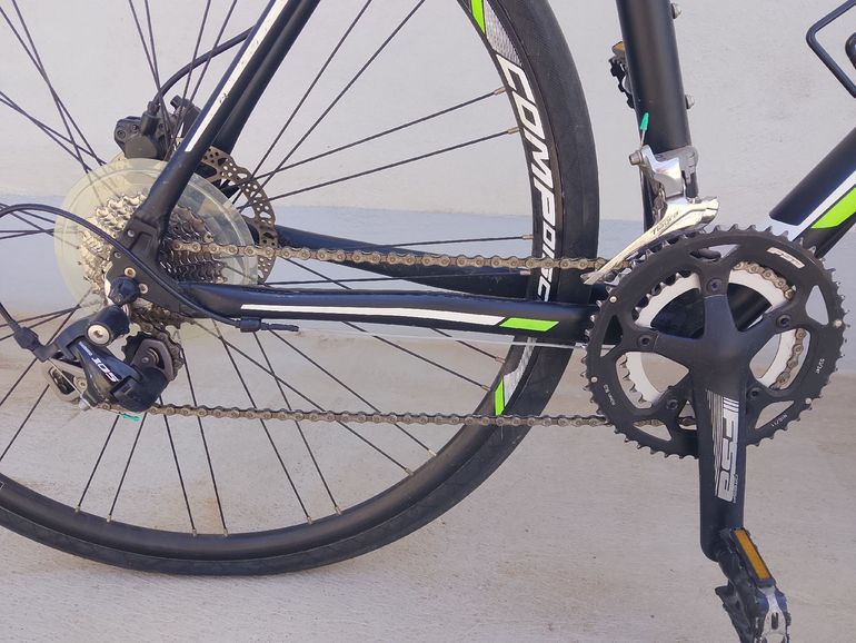 Gebrauchtes Merida Speeder 300-D 2015 2015 Urban, Schwarz — Bild 3 von 3