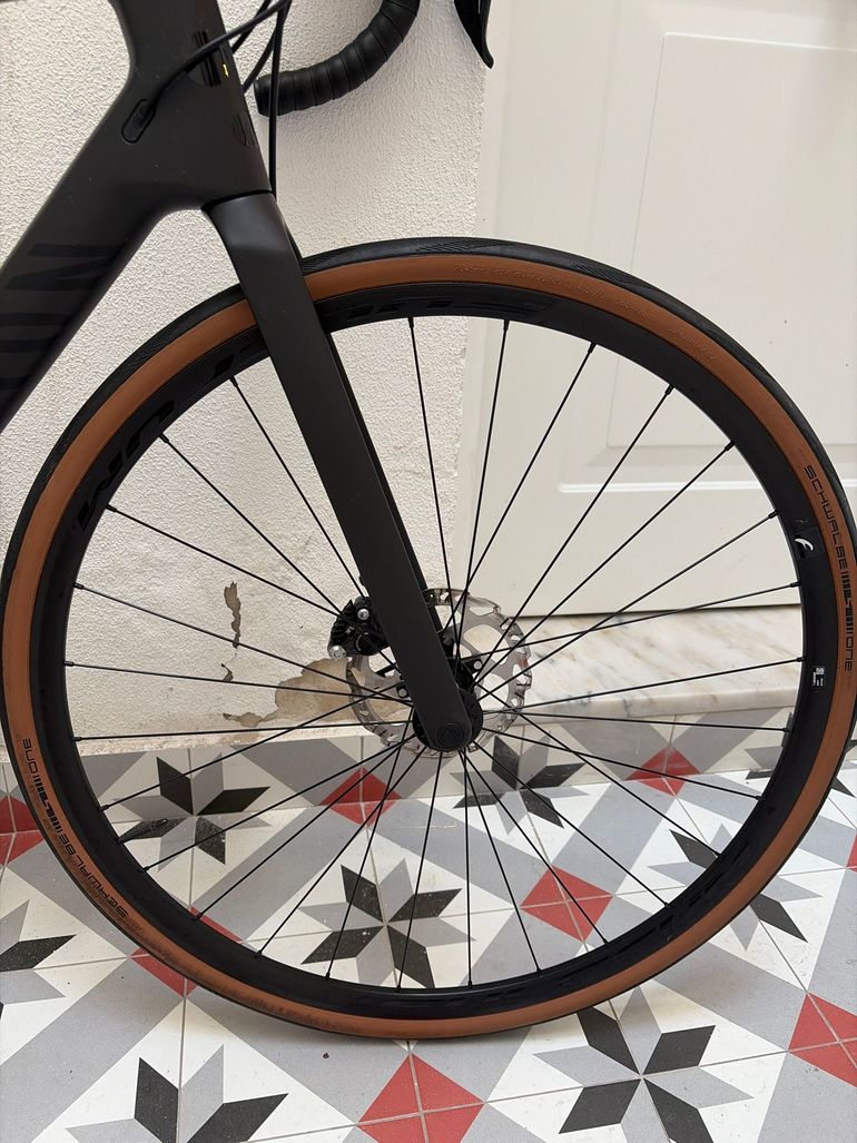 Gebrauchtes Canyon Endurace CF 7 2023 2023 Road & Gravel, Schwarz — Bild 5 von 6