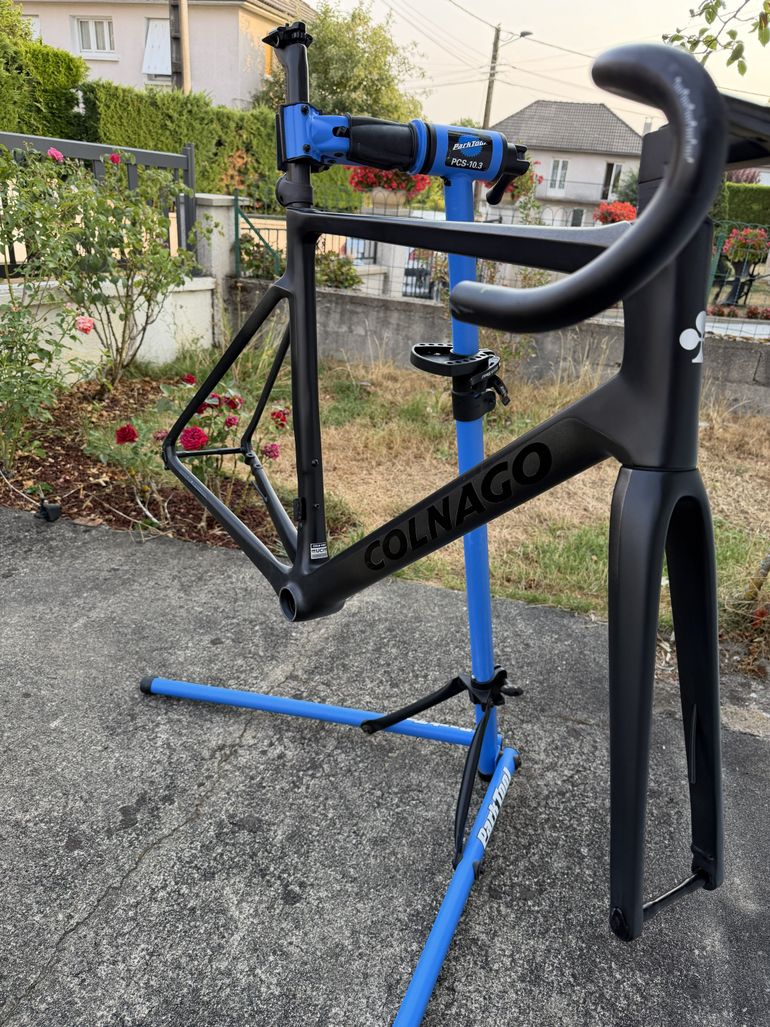Tweedehands Colnago V4RS Frameset 2024 Road & Gravel — afbeelding 2 van 8