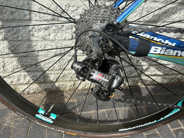 Gebrauchtes Bianchi Oltre Campagnolo Super Record EPS 2013 Road & Gravel, Blau — Bild 7 von 10