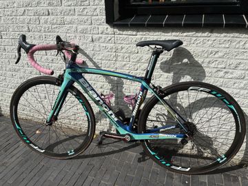 Used Bianchi Oltre Campagnolo Super Record EPS 2013 Road & Gravel
