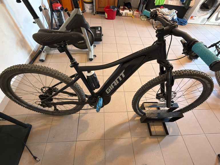 Used Giant Talon E+ 29 2 2021 2021 Mountainbike, Black, 29 — image 2 of 19