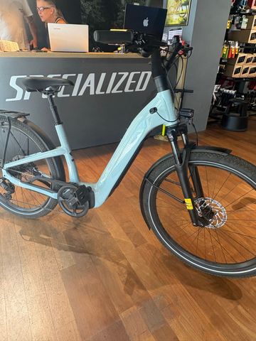 Specialized Turbo Como 4.0 2027 2027 Urban & Touring usato