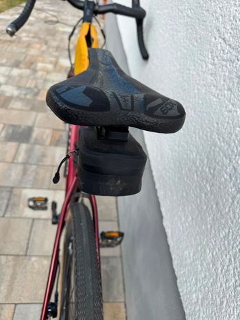 Used Specialized Diverge Comp E5 2023 2023 Road & Gravel, Red — image 4 of 7