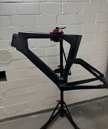 Tweedehands Velobuild Custom Frameset 2024 Road & Gravel