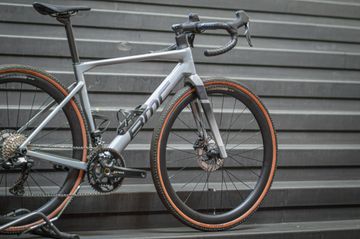 Used BMC Kaius 01 THREE 2026 2026 Road & Gravel, Light Gray — image 2 of 13