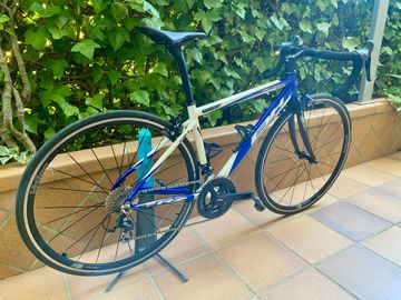 Used BH Custom Shimano 105 2010 Road & Gravel, Blue — image 25 of 26