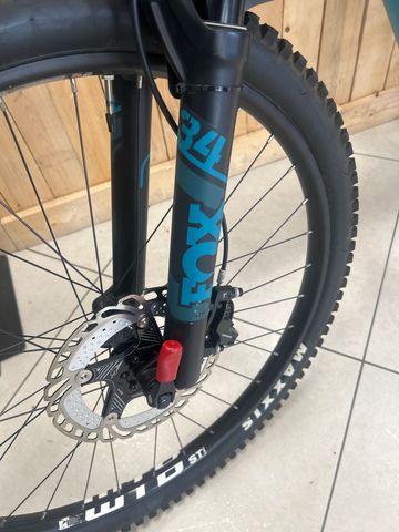 Used Santa Cruz 5010 C R 2018 2018 Mountainbike, Green, 27.5 — image 5 of 5