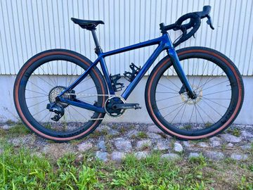Gebrauchtes Pivot VAULT Team Force w/ Carbon Wheels 2023 2023 Road & Gravel