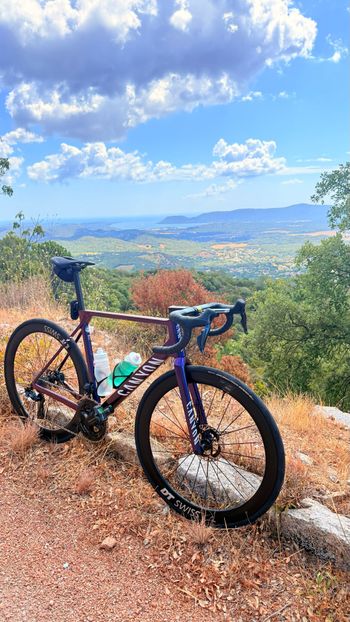 Used Canyon Ultimate CFR Di2 Aero 2024 2024 Road & Gravel
