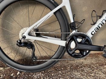 Cannondale SuperSix EVO Shimano Ultegra Di2 2026 Road & Gravel usato, Bianco — immagine 3 di 5