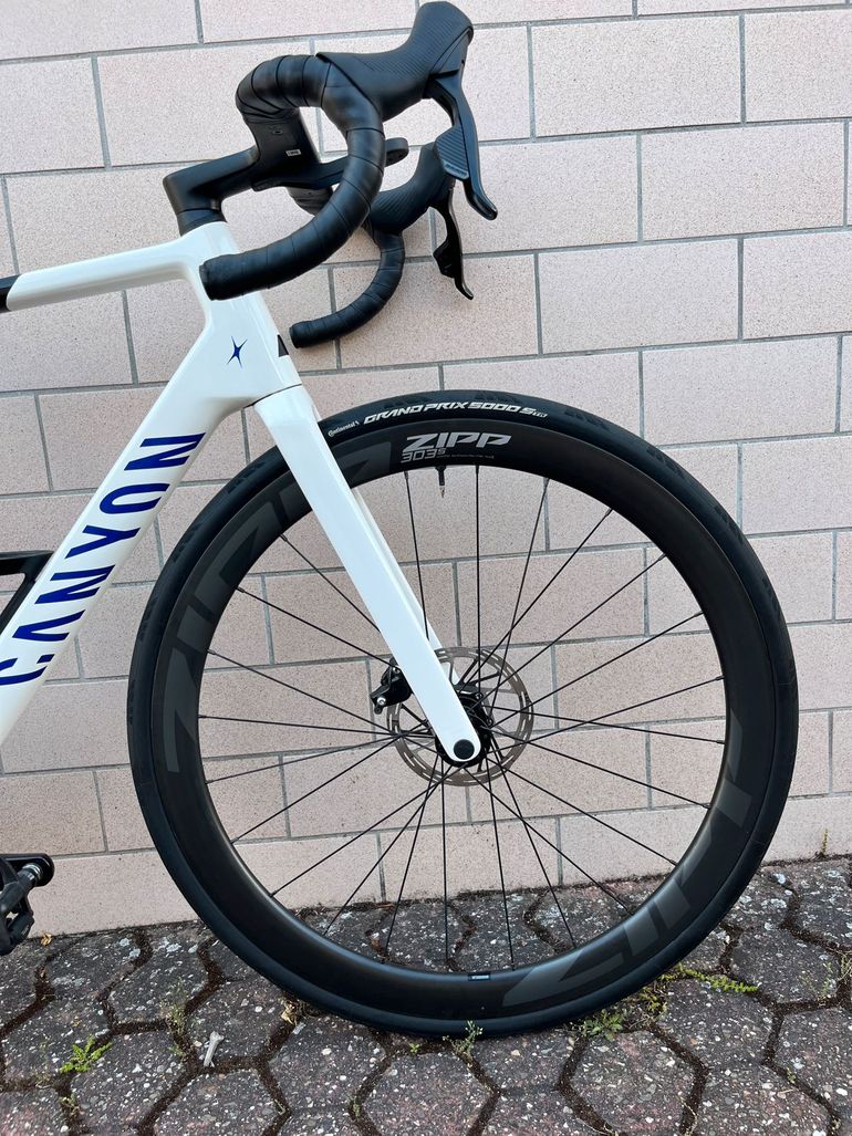 Brugt Canyon Ultimate CF SL 7 AXS 2024 2024 Road & Gravel — billede 5 af 10