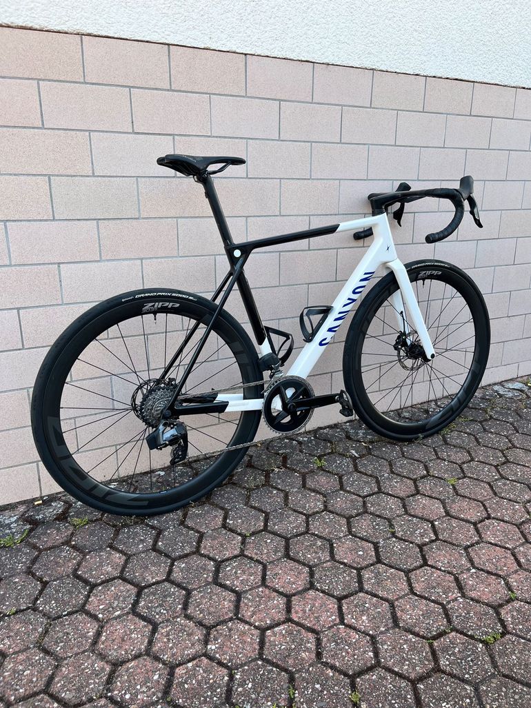 Brugt Canyon Ultimate CF SL 7 AXS 2024 2024 Road & Gravel — billede 2 af 10