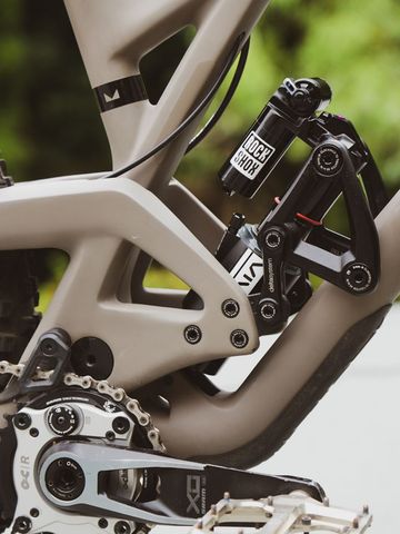 Used Evil Wreckoning SRAM X01 Eagle 2024 Mountainbike, Light Gray — image 2 of 5