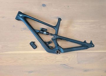 YT Custom Shimano Deore XT 2026 Mountainbike de segunda mano, Negro — imagen 18 de 20