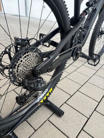 YT Custom Shimano Deore XT 2026 Mountainbike de segunda mano, Negro — imagen 4 de 20